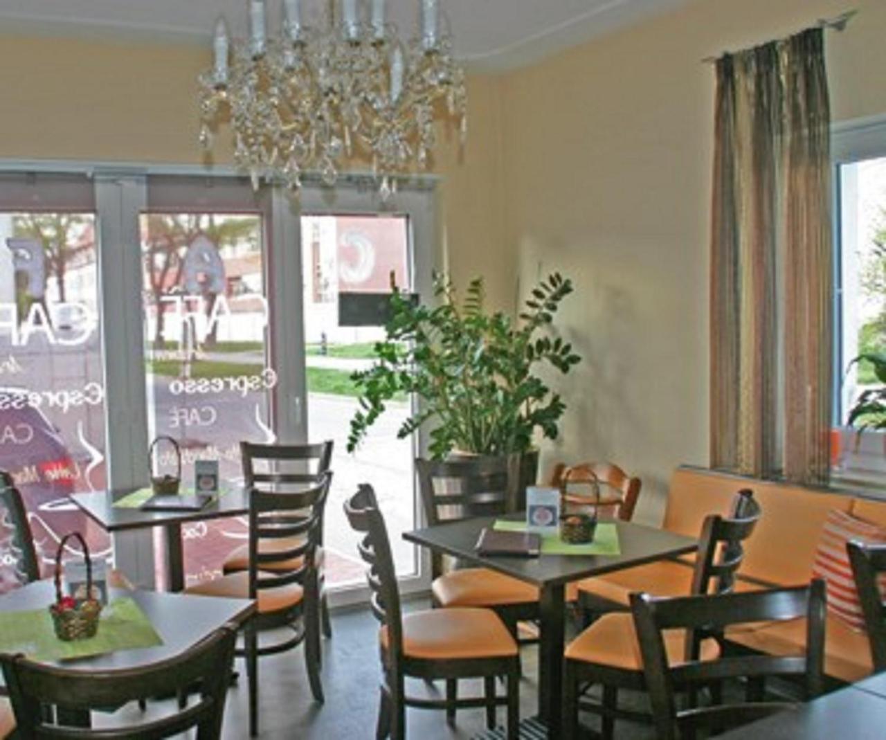 Pension Garni Brunnenhof Schwandorf Exterior foto