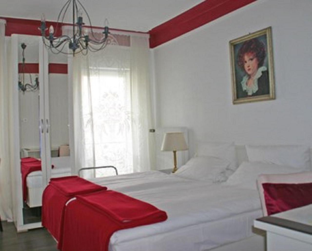 Pension Garni Brunnenhof Schwandorf Exterior foto